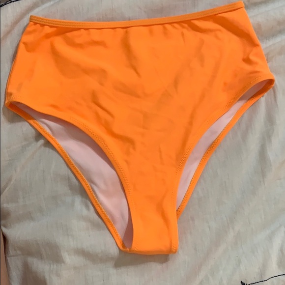 Cupshe Other - Cupshe high waisted bathing suit bottom size S